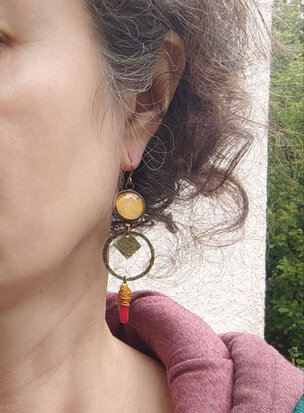 Bronze geometric floral earrings