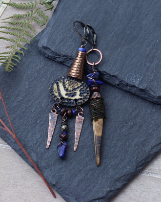 Tribal earrings with lapis lazuli