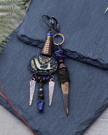 Tribal earrings with lapis lazuli