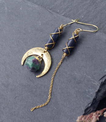 Lapis lazuli crescent moon earrings