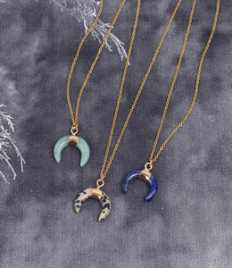 Short lapis lazuli crescent necklace